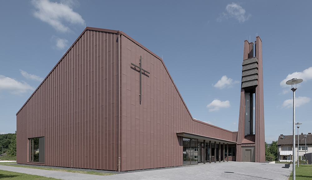 Kirche mit Gemeindezentrum Neu-Listernohl
